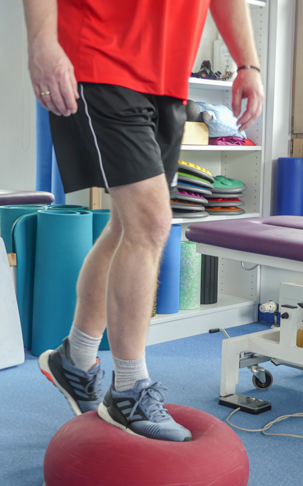 AS Sturzprophylaxe, Gangschulung und Seniorentraining-2